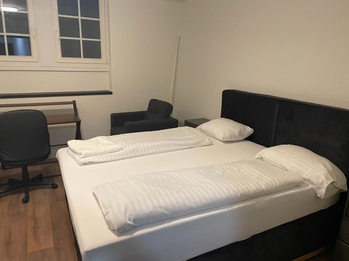 Lindas Beauty Hostel Цюрих Экстерьер фото